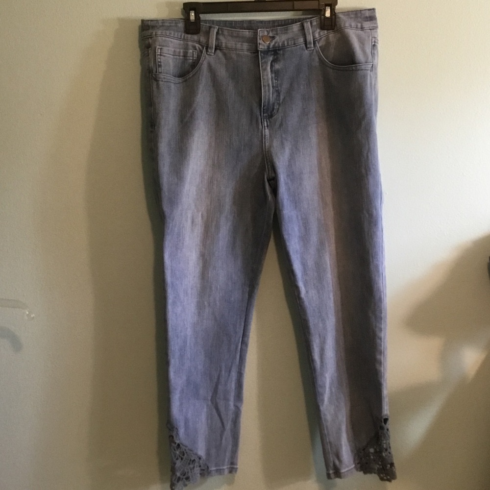 Soft Surroundings Light Blue Women's  Stretch Jeans with Lace Hem
